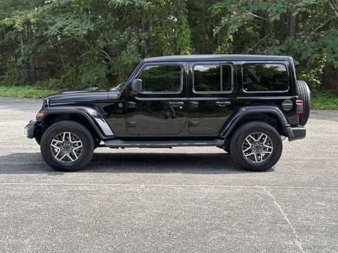 New 2025 Jeep Wrangler Unlimited Sahara AWD/4WD image 50