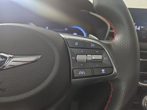 Used 2023 Genesis G70 2.0T w/ Sport Prestige Package RWD image 17