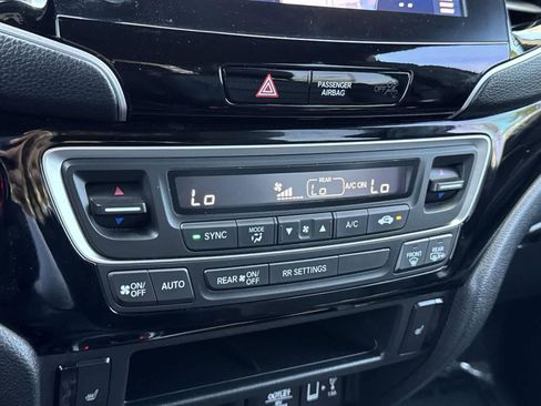 Used 2022 Honda Ridgeline Black Edition image 14