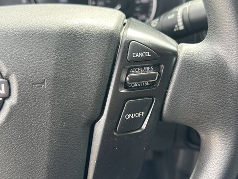 Used 2024 Nissan Frontier S AWD/4WD image 25
