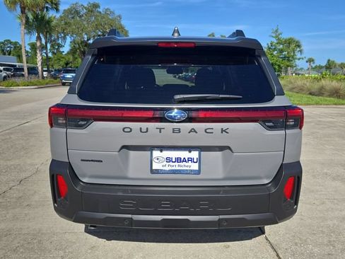 Certified 2026 Subaru Outback Limited AWD/4WD image 4