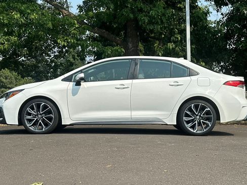 Used 2020 Toyota Corolla SE w/ SE Premium Package FWD image 5