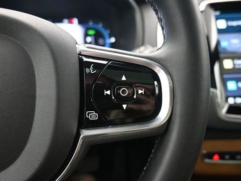 Used 2023 Volvo XC90 T8 Plus image 24
