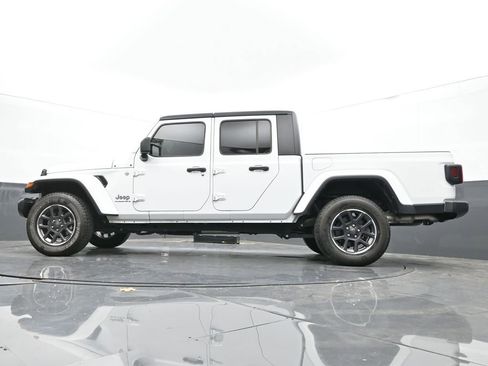 Used 2023 Jeep Gladiator Overland image 46