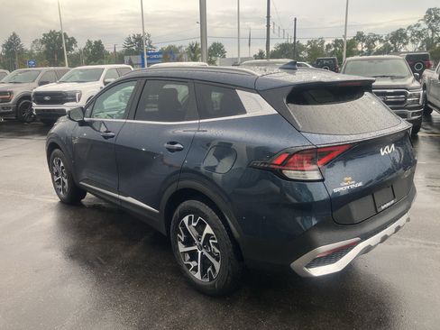 Used 2025 Kia Sportage EX AWD/4WD image 5