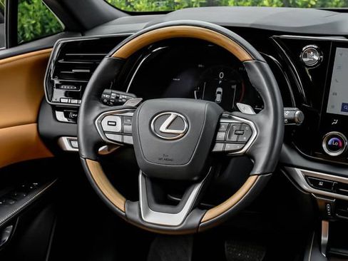 Used 2025 Lexus RX 350 Premium Plus FWD image 22