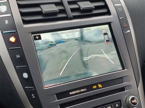 Used 2017 Lincoln MKZ Premiere image 14