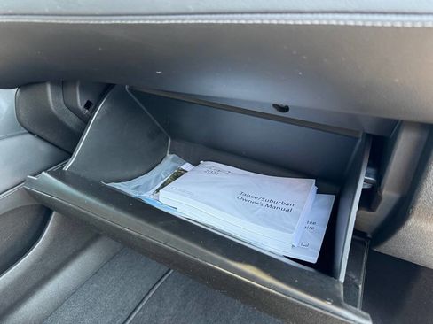 Used 2021 Chevrolet Tahoe Z71 image 58