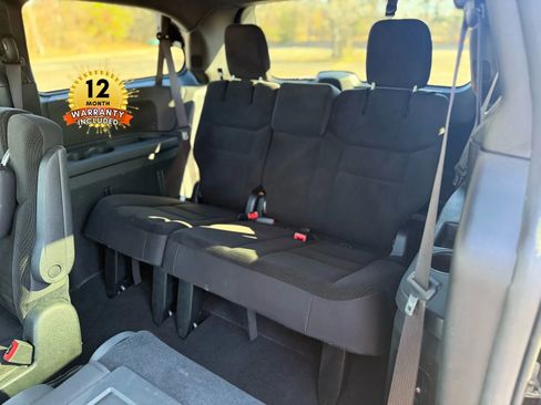 Used 2017 Dodge Grand Caravan SE image 63