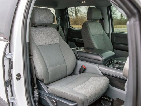 Used 2021 Ford F150 XLT w/ Equipment Group 302A High image 38