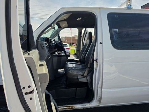 Used 2011 Ford E-350 and Econoline 350 XL w/ PWR Windows & Locks Group RWD image 20