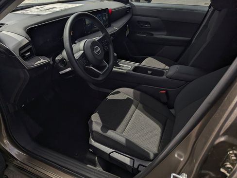 New 2026 Nissan Kicks S FWD image 9