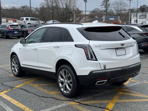 Used 2021 Cadillac XT5 Sportv image 3