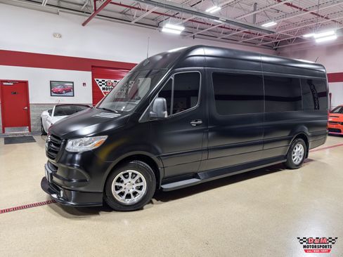 Used 2019 Mercedes-Benz Sprinter 170 image 1