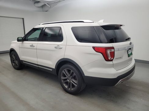 Used 2016 Ford Explorer Limited w/ Equipment Group 301A FWD image 3