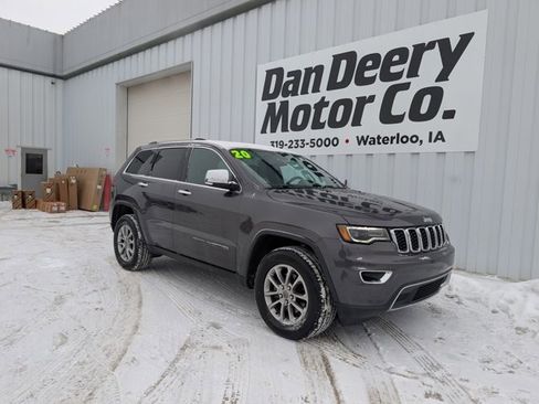 Used 2020 Jeep Grand Cherokee Limited w/ Premium Lighting Group image 2