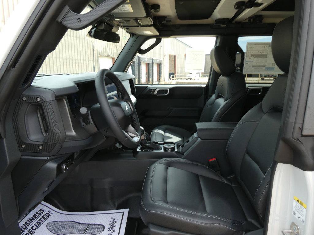 New 2026 Ford Bronco Badlands w/ Sasquatch Package AWD/4WD image 17