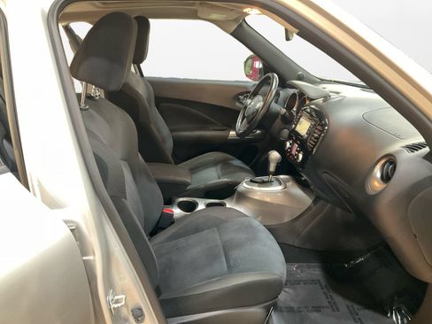 Used 2014 Nissan Juke SV w/ Navigation Package AWD/4WD image 15