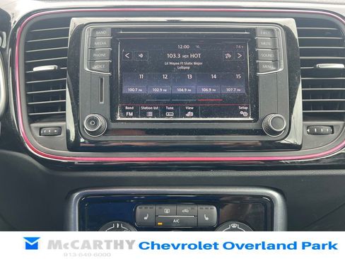 Used 2017 Volkswagen Beetle #PinkBeetle FWD image 14