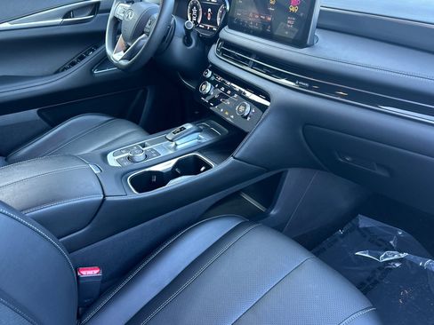 Certified 2025 INFINITI QX60 Luxe w/ Black Edition image 21