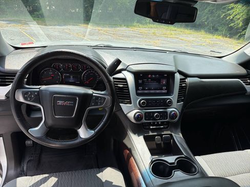 Used 2015 GMC Yukon SLE w/ Convenience Package RWD image 18