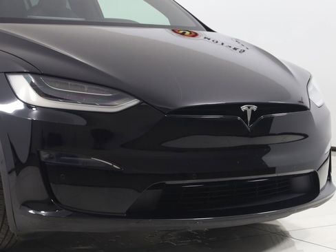 Used 2022 Tesla Model X image 47
