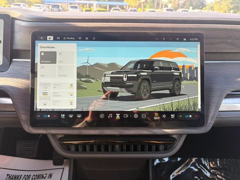 Used 2025 Rivian R1S Adventure AWD/4WD image 17