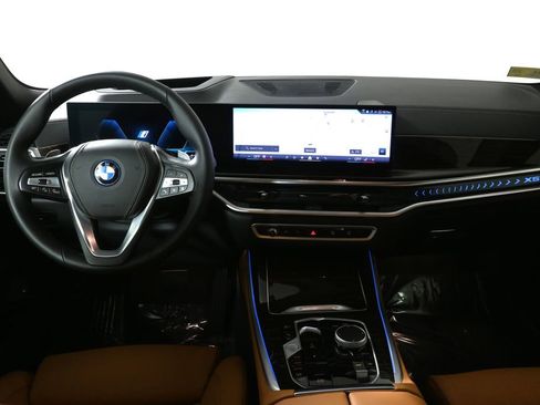 Used 2026 BMW X5 xDrive50e w/ Premium Package AWD/4WD image 18