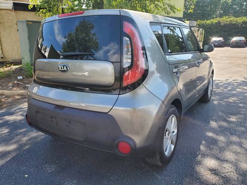 Used 2016 Kia Soul FWD image 7
