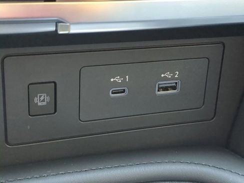 Certified 2024 Nissan Armada SV w/ Cargo Package AWD/4WD image 21