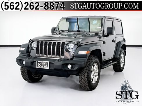Used 2018 Jeep Wrangler Sport AWD/4WD image 1