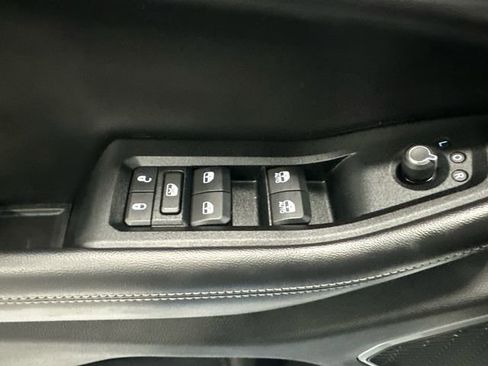 Used 2022 Jeep Grand Cherokee Limited 4xe image 31