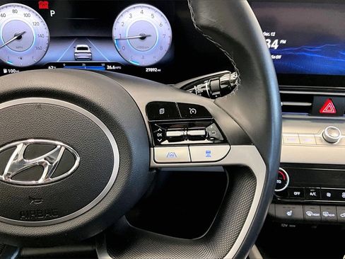 Certified 2023 Hyundai Elantra Limited w/ Cargo Package image 21