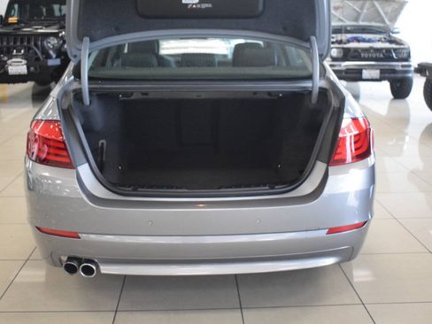 Used 2012 BMW 528i Sedan RWD image 30