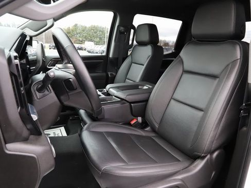 Used 2025 GMC Sierra 1500 SLT image 14