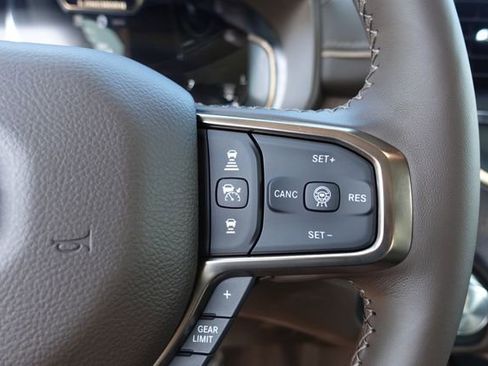 New 2025 RAM 1500 Limited image 19