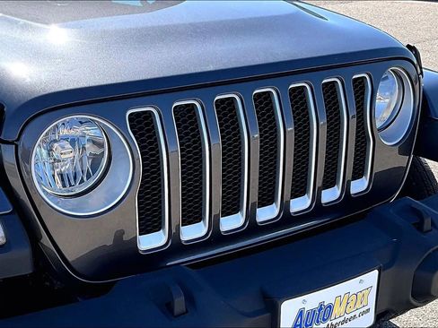 Used 2021 Jeep Wrangler Unlimited Sahara w/ Uconnect 4C Nav & Sound Group AWD/4WD image 36