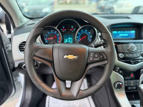 Used 2012 Chevrolet Cruze LS w/ Connectivity Package image 8