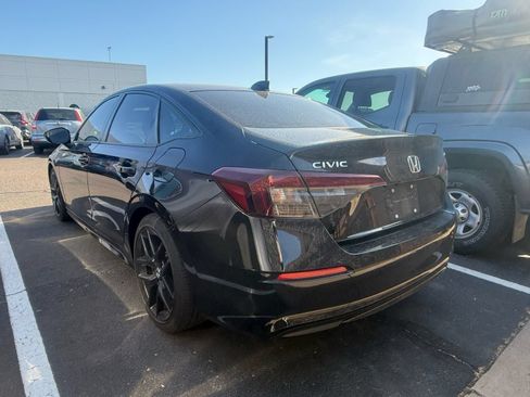 Used 2025 Honda Civic Sport image 3