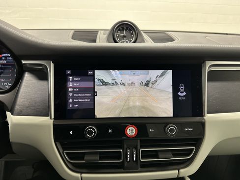 Used 2023 Porsche Macan GTS image 26