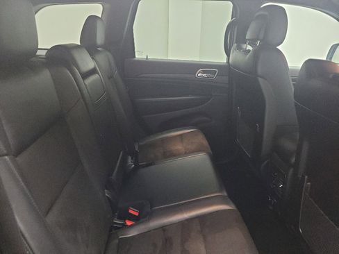 Used 2020 Jeep Grand Cherokee Altitude AWD/4WD image 19