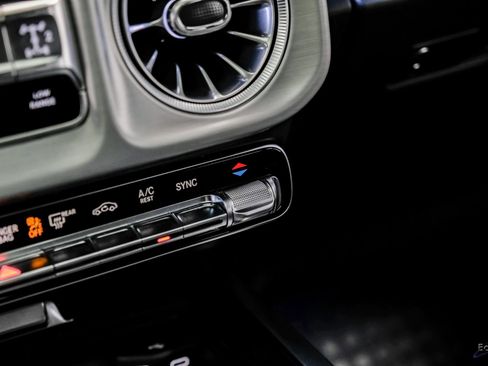 Used 2025 Mercedes-Benz G 63 AMG 4MATIC image 69