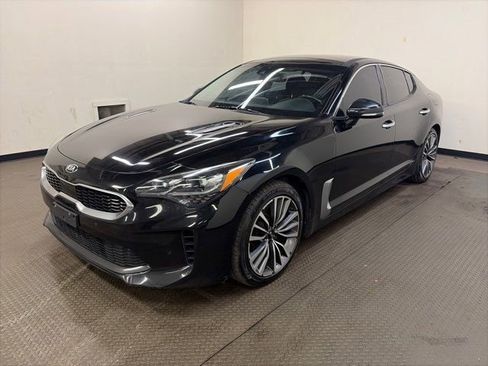 Used 2018 Kia Stinger Premium image 5