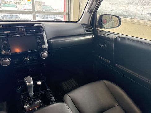 Used 2023 Toyota 4Runner TRD Off-Road Premium image 12