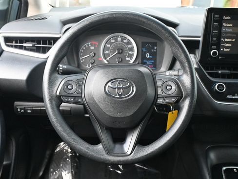 Used 2022 Toyota Corolla LE FWD image 9