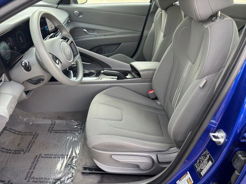 Used 2024 Hyundai Elantra SEL image 23