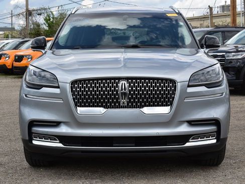 Used 2020 Lincoln Aviator Reserve w/ Elements Package Plus image 2