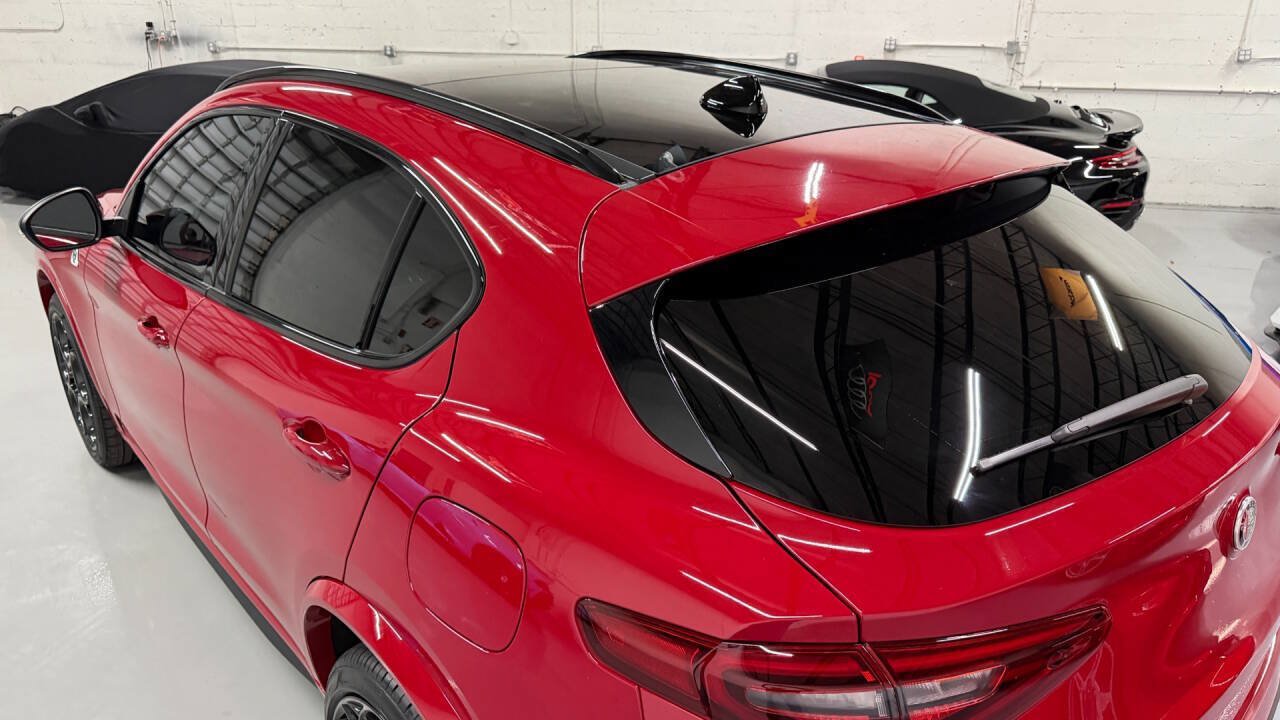 Used 2022 Alfa Romeo Stelvio Quadrifoglio w/ Active Assist Plus Package AWD/4WD image 19