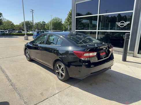 Used 2022 Subaru Impreza 2.0i Premium AWD/4WD image 3