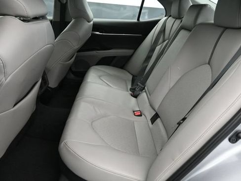 Used 2024 Toyota Camry XLE FWD image 25